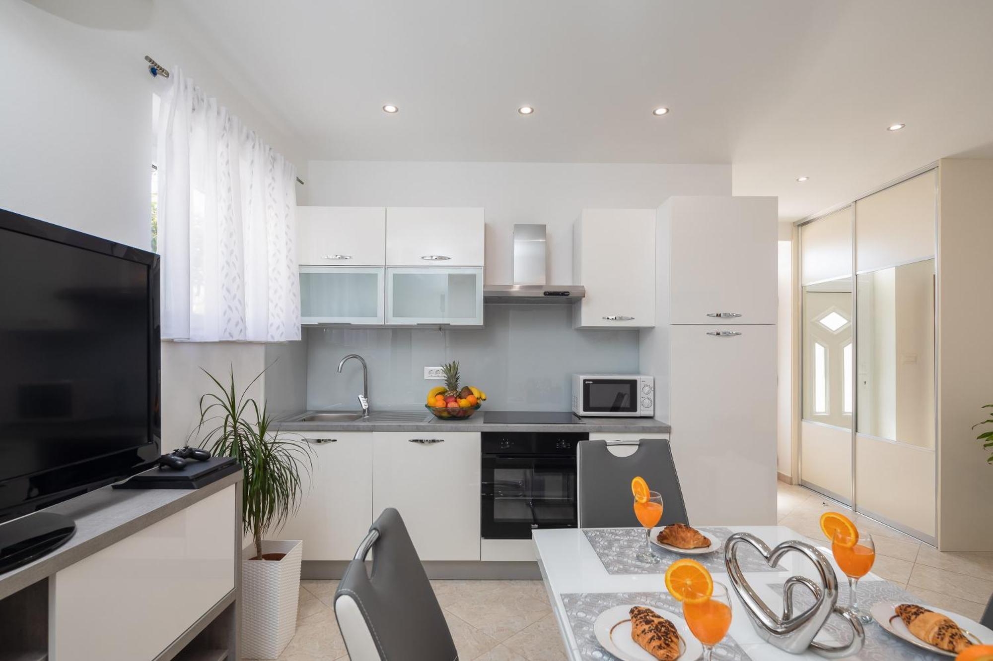 FBA Family Beach Apartments Omiš Zimmer foto